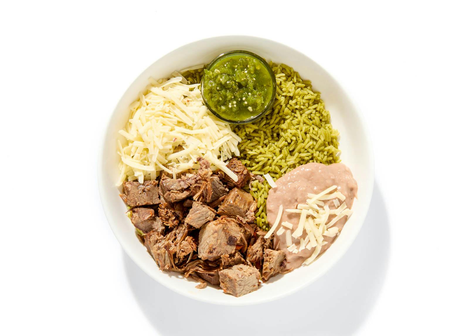 7655_Andres_Mendez_Smoked_Brisket_Burrito_Bowl_7609-1